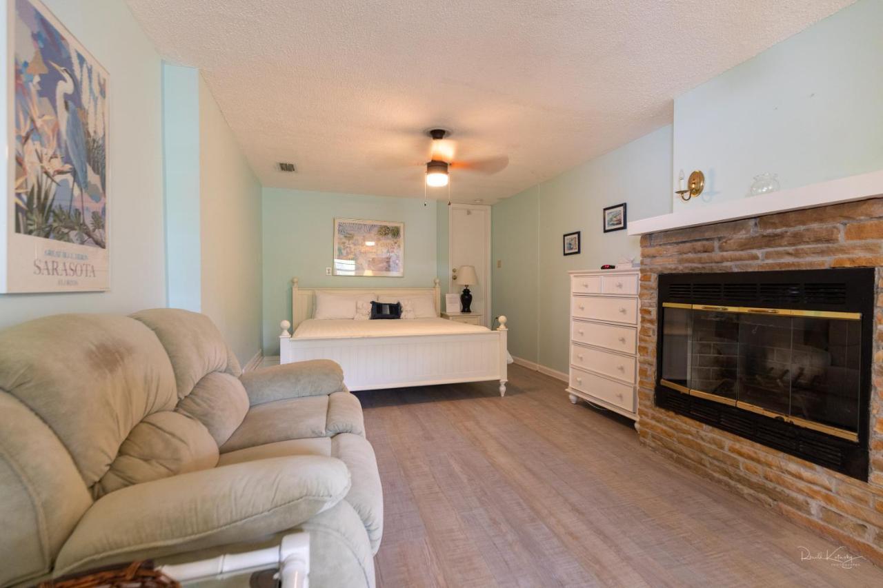Village House By Beachside Management Siesta Key Exterior photo